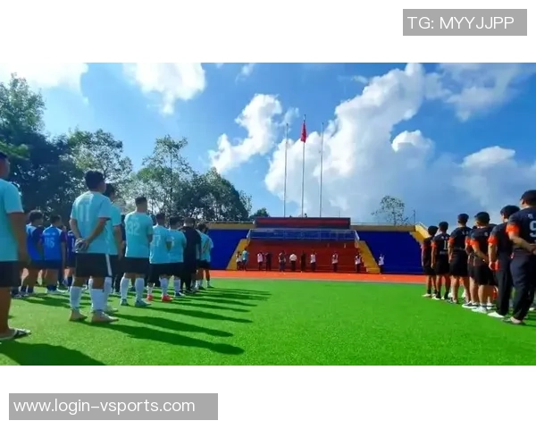 激烈对抗与团队精神足球比赛的精彩瞬间与感悟