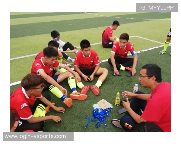 足球大师343球员全解析揭示战术魅力与球员风采的完美结合 足球大师343球员全解析揭示战术魅力与球员风采的完美结合